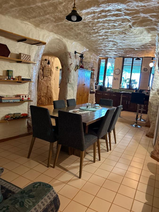 Dinky Di'S Dugout Villa Coober Pedy Exterior foto