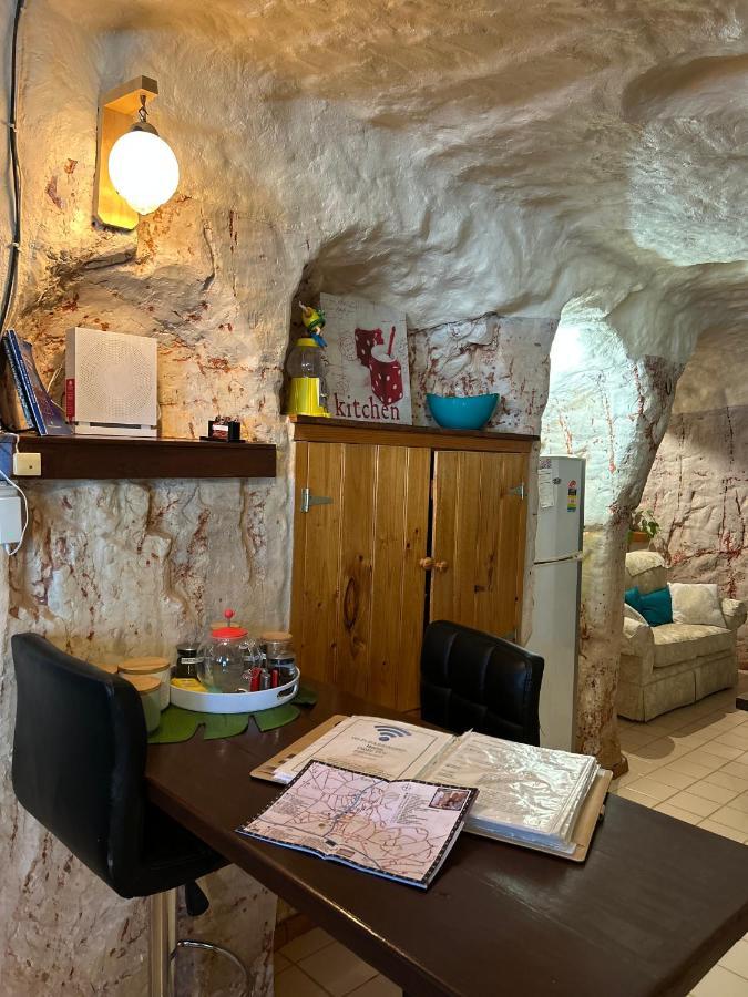 Dinky Di'S Dugout Villa Coober Pedy Exterior foto